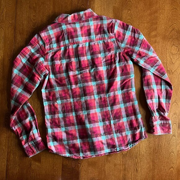 The North Face plaid shirt S - Picture 10 of 11